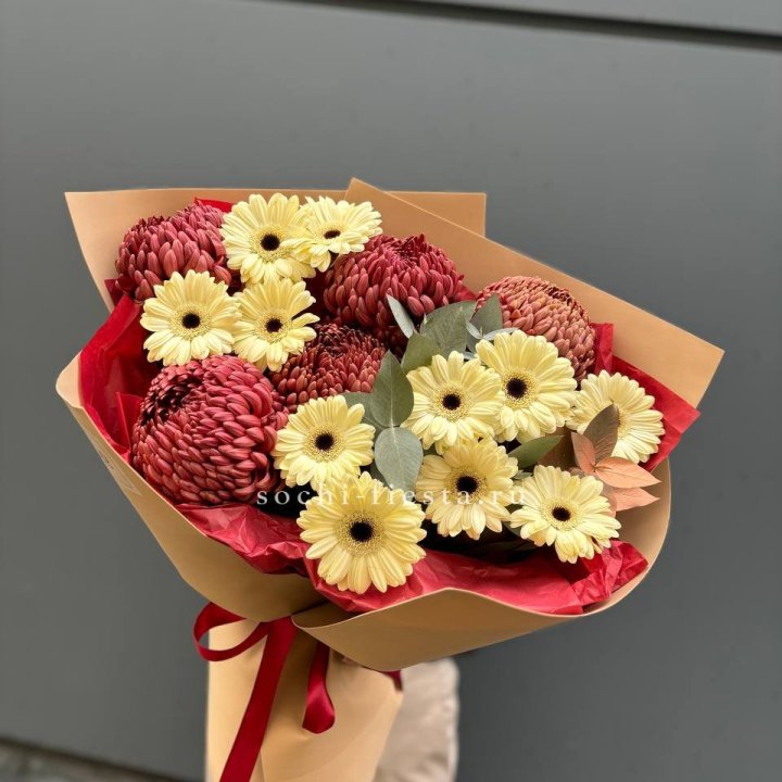 Букет гербер и хризантем Бигуди в Саранске