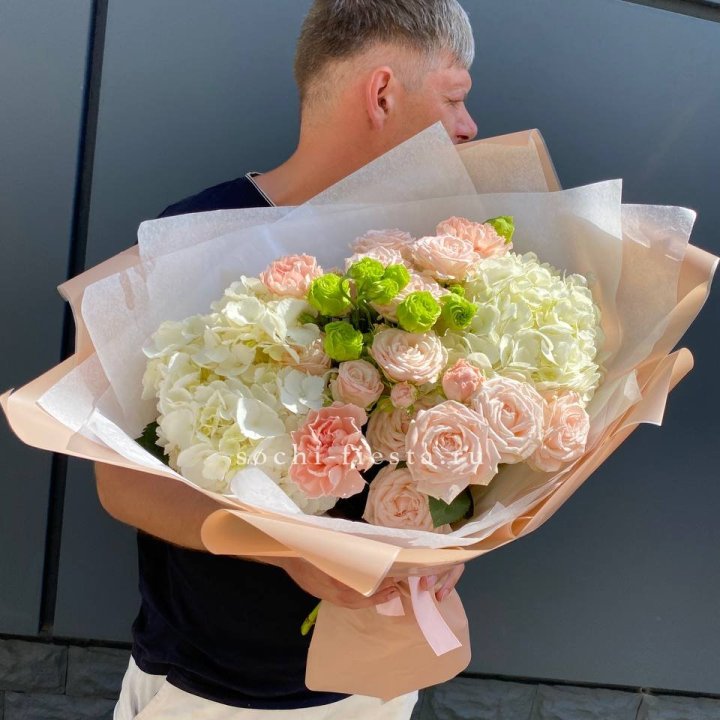 Авторский букет "Нежный крем" в Саранске