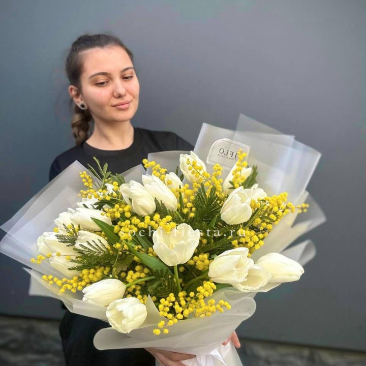 Букет тюльпанов и мимозы в Саранске