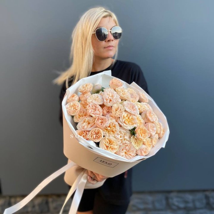 15 пионовидных роз №2 в Саранске