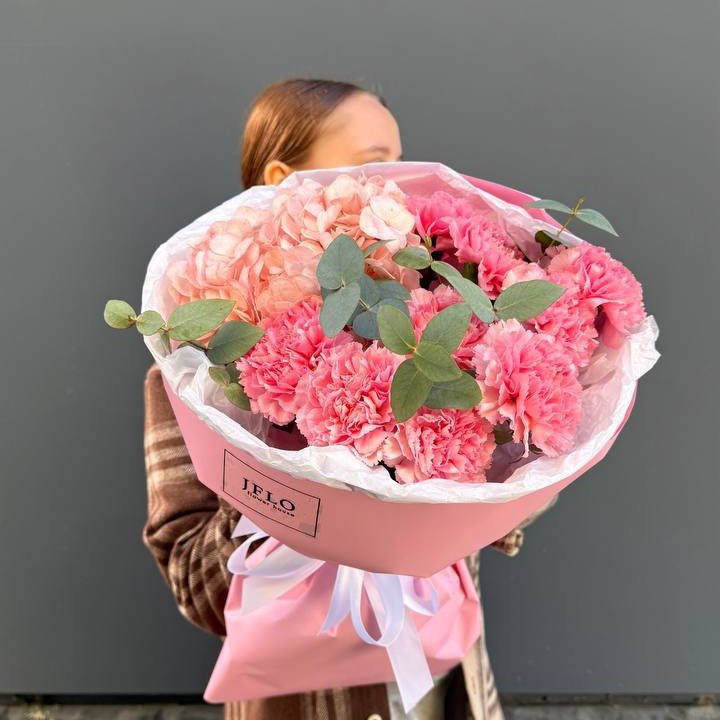 Дуо диантусы и гортензия в Саранске