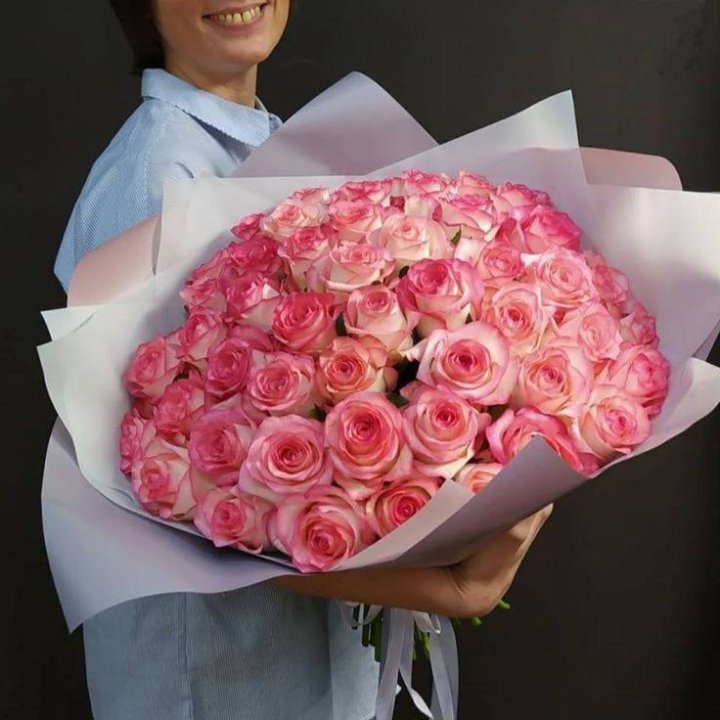 101 роза Джумилия в оформлении  в Саранске