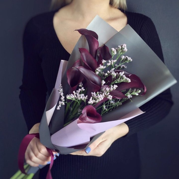 Букет фиолетовых калл в Саранске