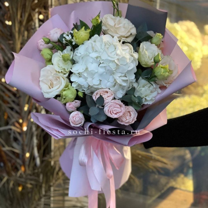 Букет с гортензией №3 в Саранске