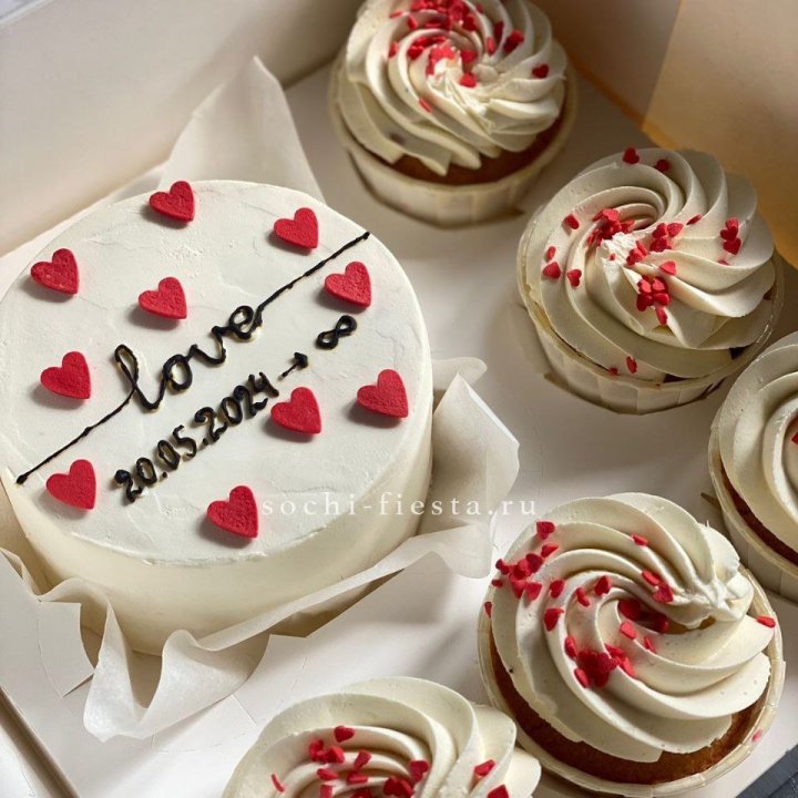 Капкейки и бенто-торт "Любимые" в Саранске