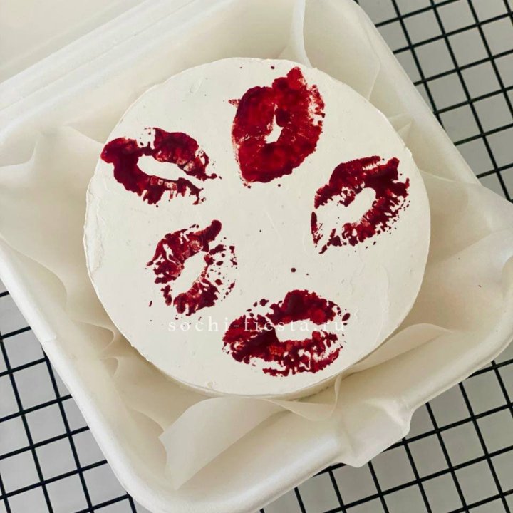 Бенто-торт "Поцелуй" в Саранске