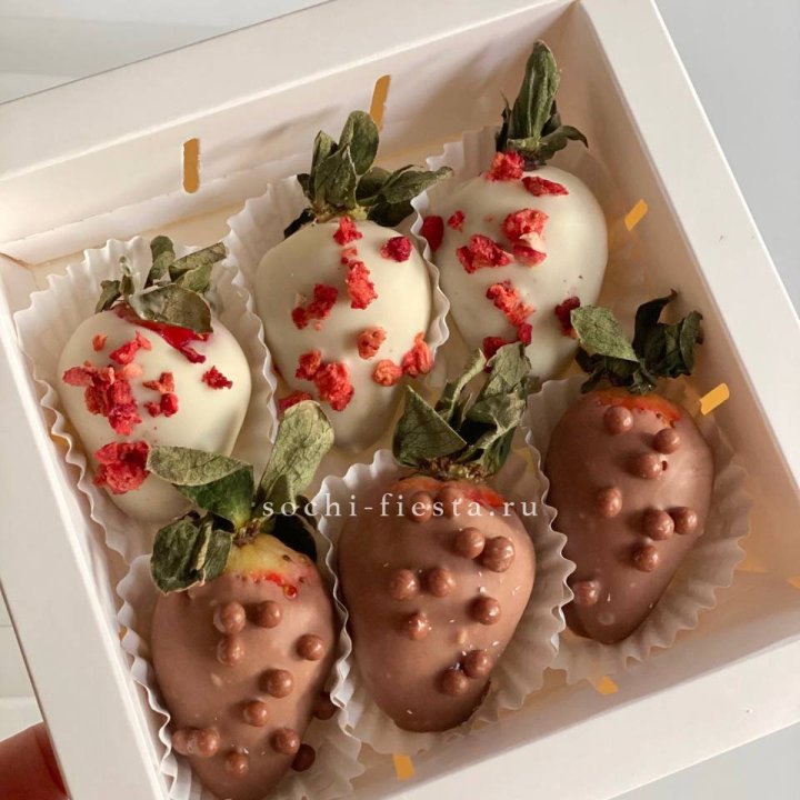 Клубника в шоколаде 6 ягод в Саранске