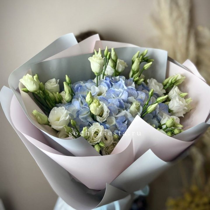 Букет с гортензией "Адель" в Саранске