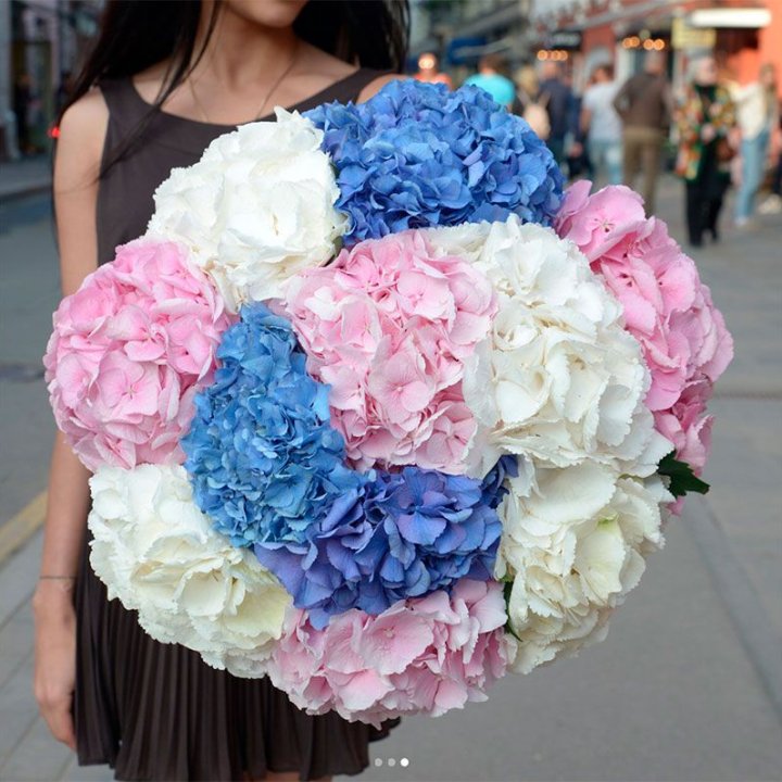 Букет гортензий "Инь-Янь" в Саранске