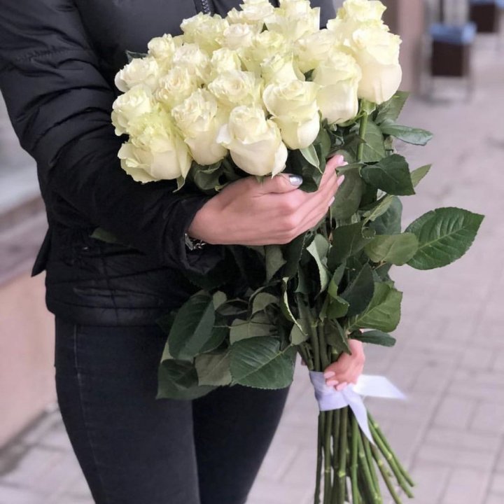 Голландские розы белые в Саранске