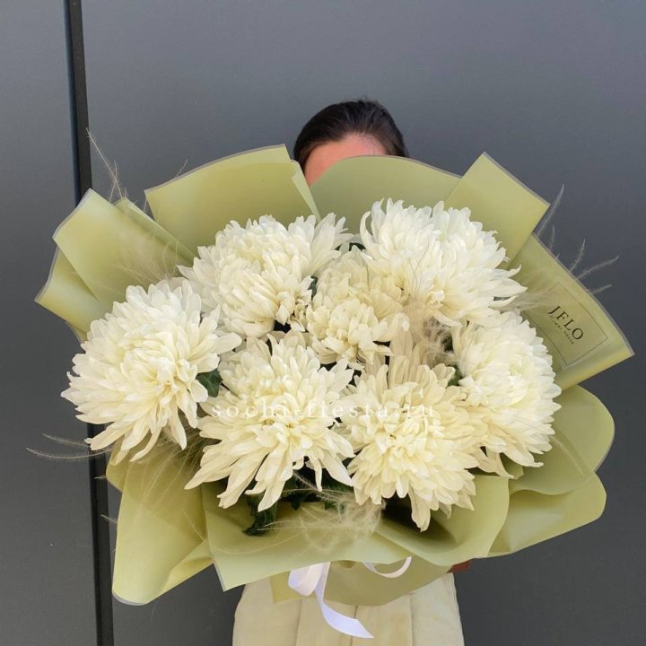 Букет одноголовых хризантем  в Саранске