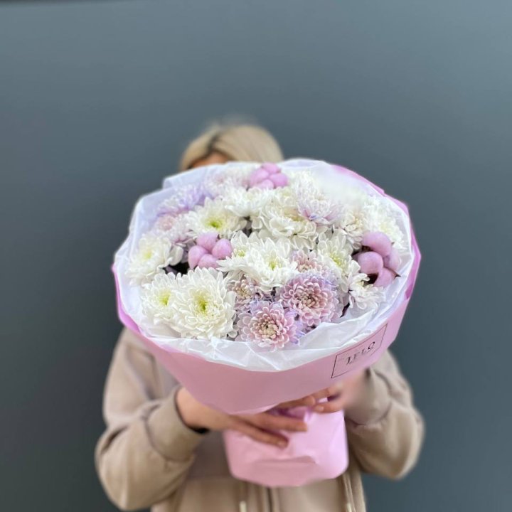 7 нежных хризантем в Саранске