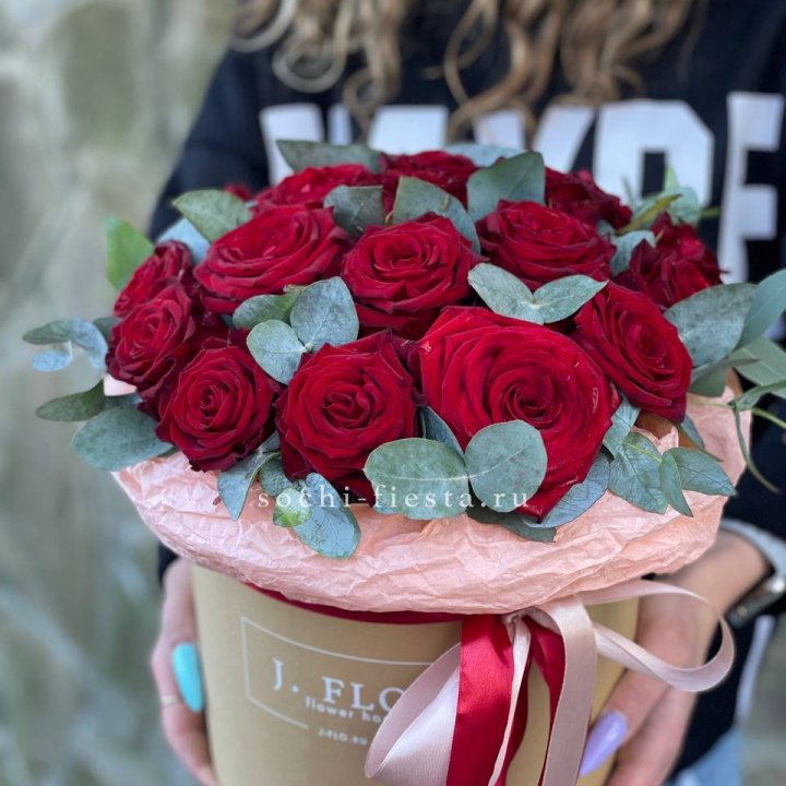 21 Красная роза в боксе №1 в Саранске