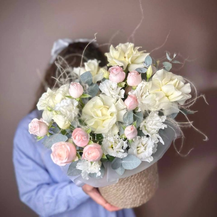 Авторский бокс "Милена" в джутовом кашпо в Саранске