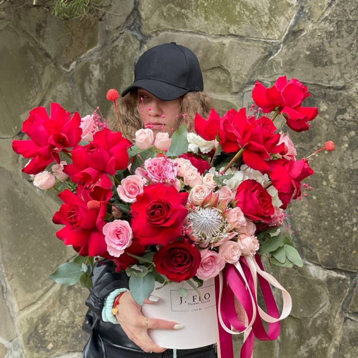 Яркий бокс "Для неё" в Саранске