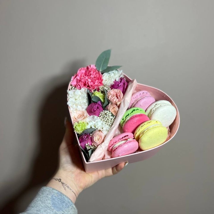 Дуо цветы и макаронсы в Саранске