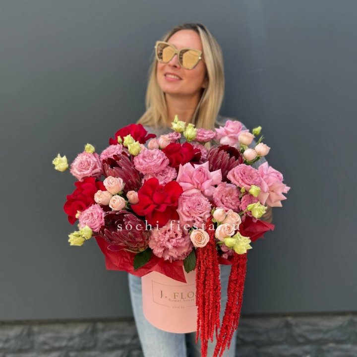 Дизайнерский цилиндр "Криотель" в Саранске