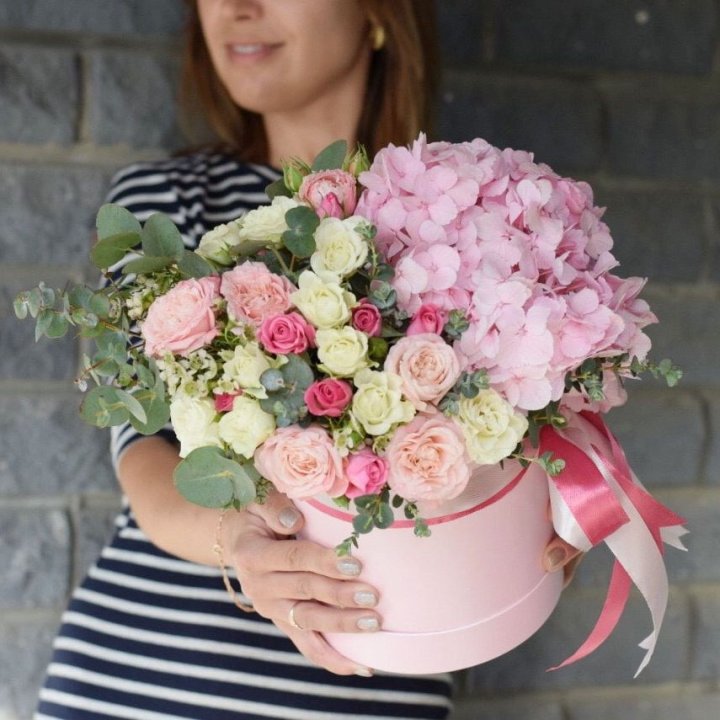 Дизайнерский цилиндр №1 в Саранске