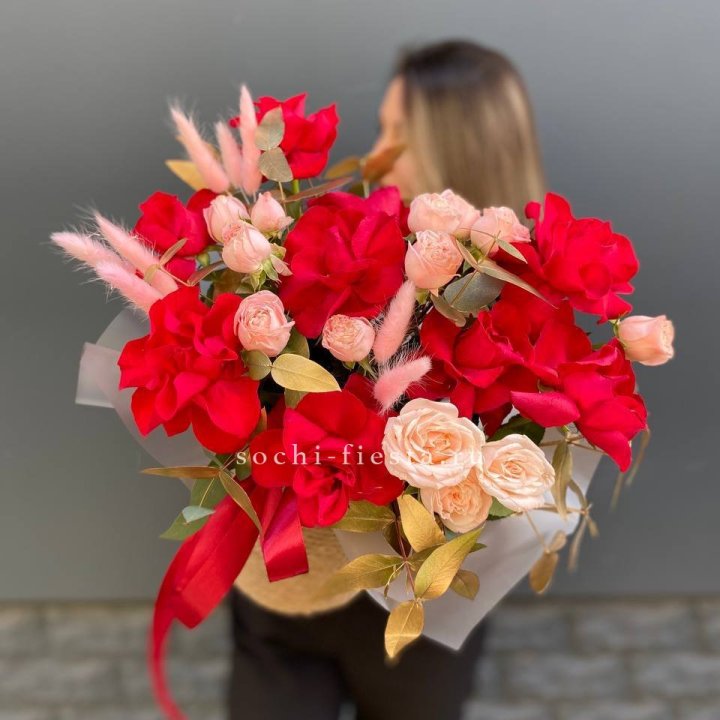 Джутовое кашпо "Любовь Лолиты" в Саранске