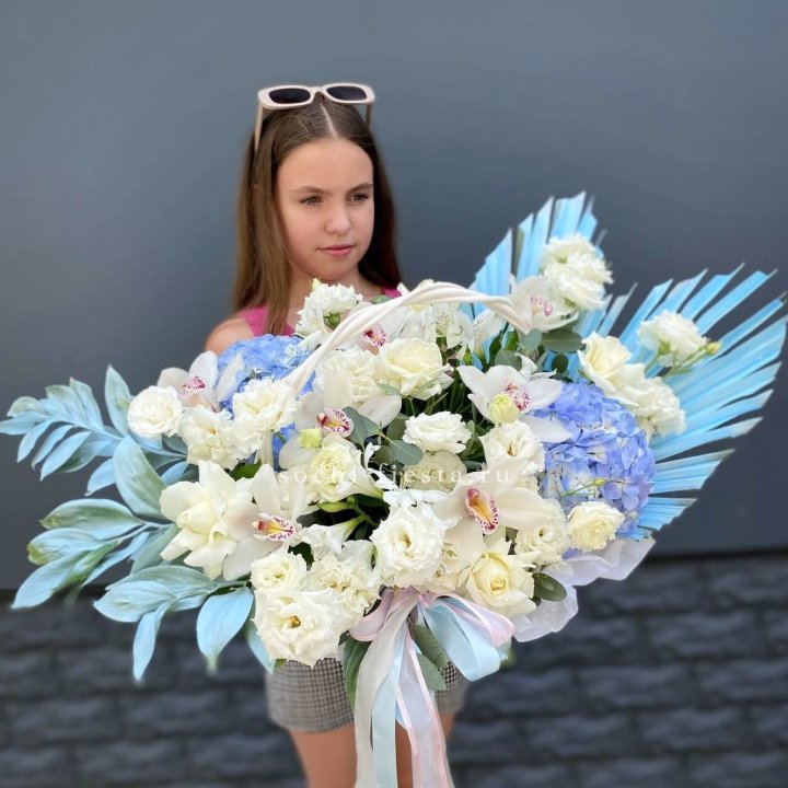 Цветочная корзина "Блю винч" в Саранске