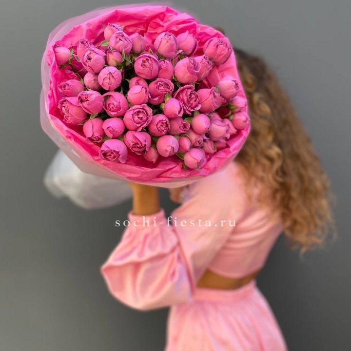 Букет из пионовидных роз  в Саранске