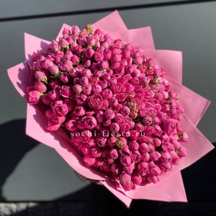 151 кустовая роза в Саранске