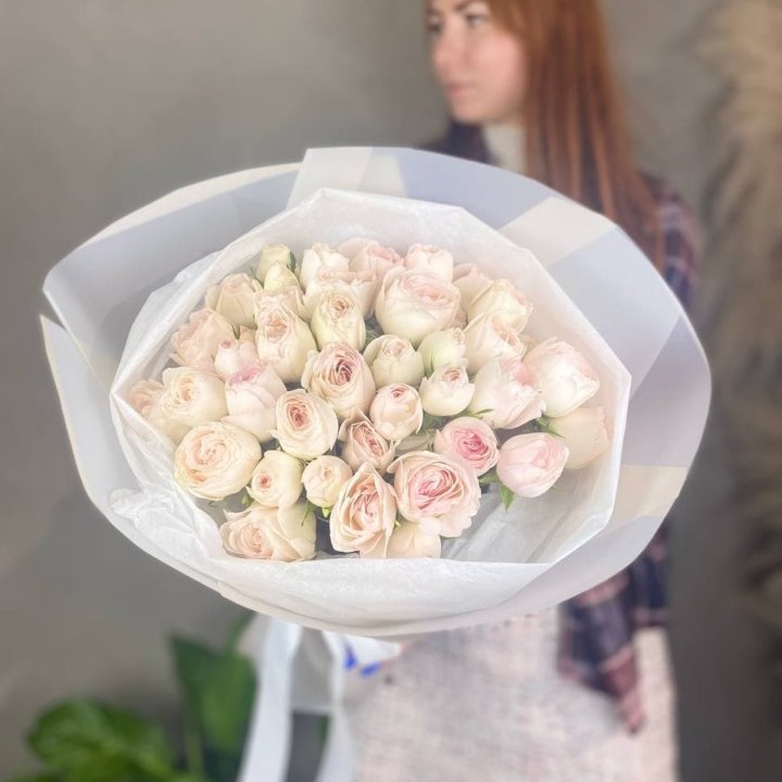 Букет кустовых роз в Саранске