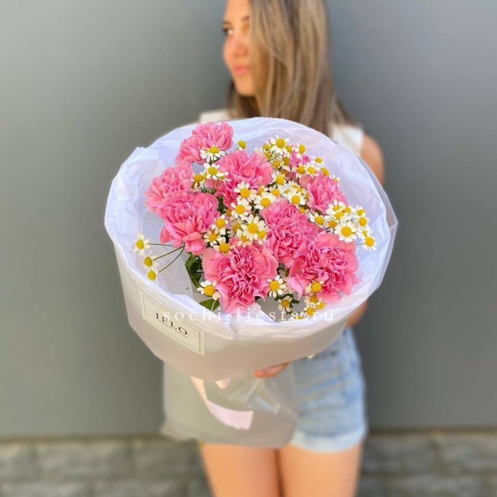 Дуобукет диантусов и ромашек в Саранске