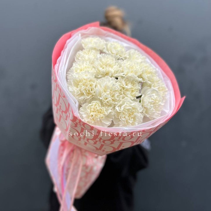 Белые диантусы №2 в Саранске