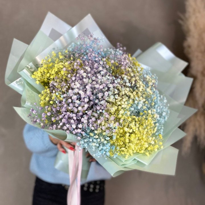 Букет радужных гипсофил в Саранске