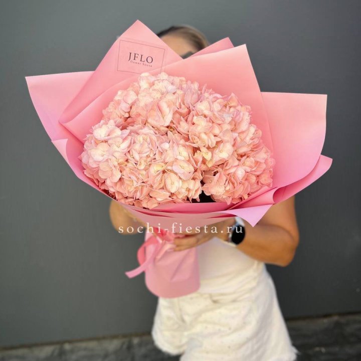 Букет гортензий "Крем" в Саранске