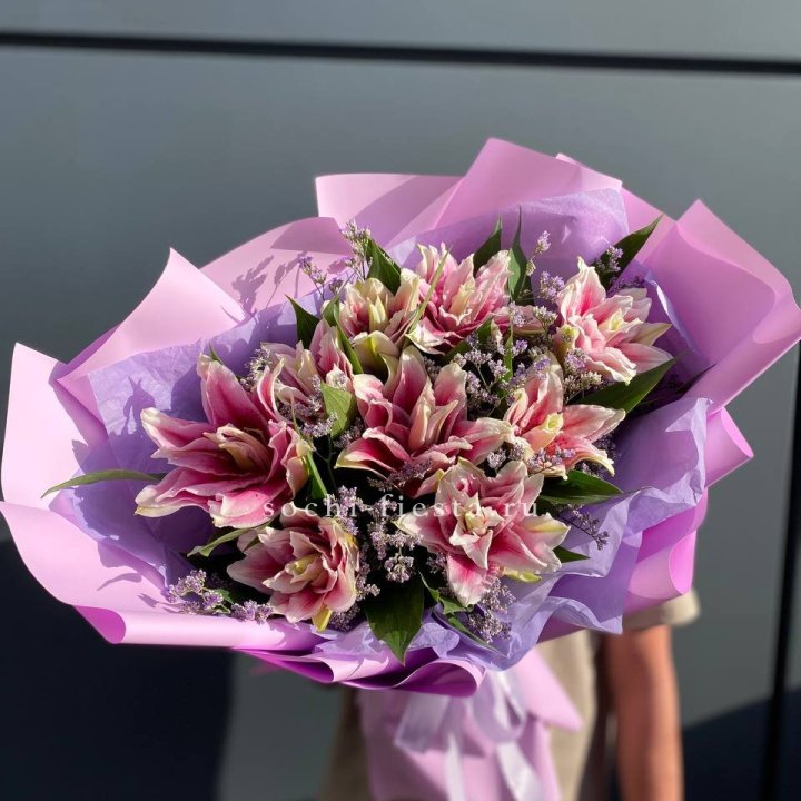 Букет пионовидных лилий №4 в Саранске