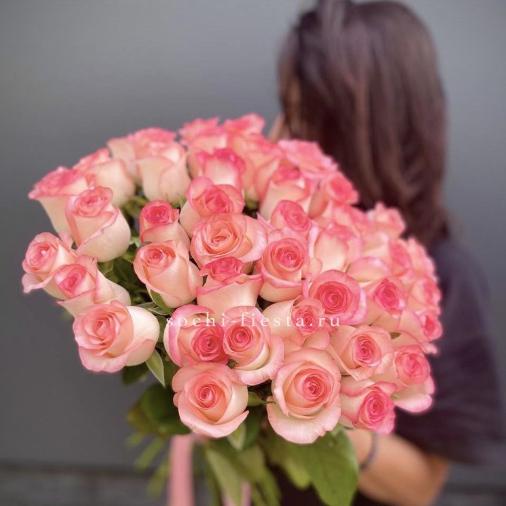 Охапка Роз Джумилия в Саранске