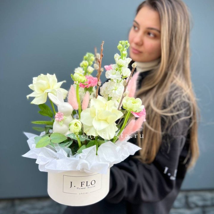 Цветочный бокс "Пасхальная композиция" в Саранске