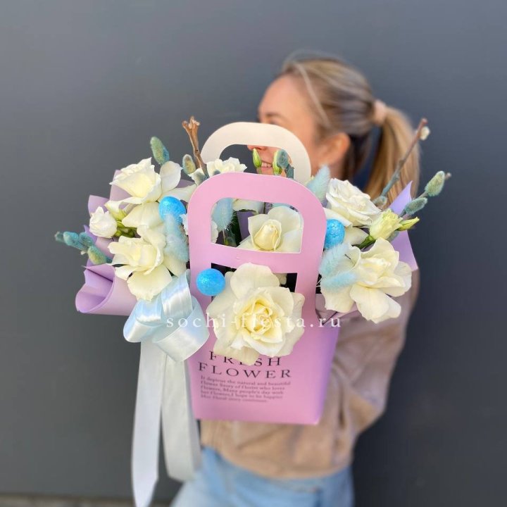 Цветочная сумочка "Пасхальная композиция" в Саранске