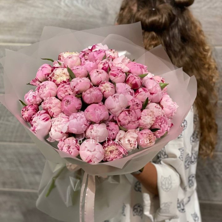 51 розовый пион в Саранске