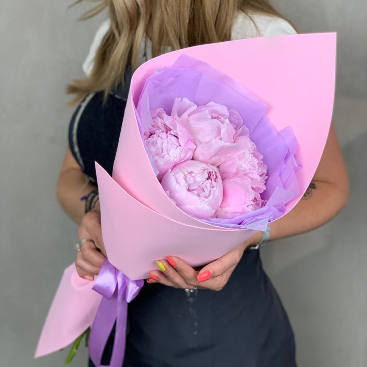 Букет пионов "Файв" в Саранске