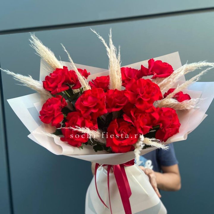 15 Красных французских розы в Саранске
