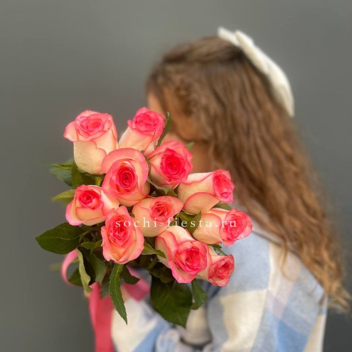 11 роз "Джумилия" в Саранске