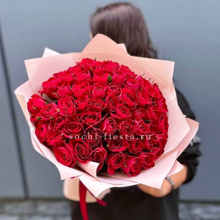55 кенийских роз в Саранске