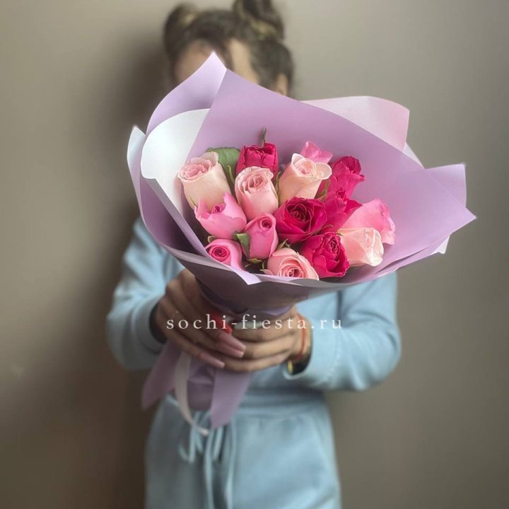Букет из 15 роз Микс (Кения) в Саранске