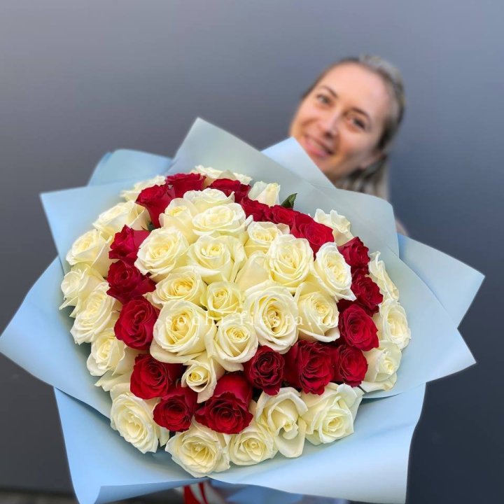 51 роза "Сердце" в Саранске