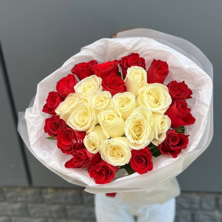 27 роз микс в Саранске