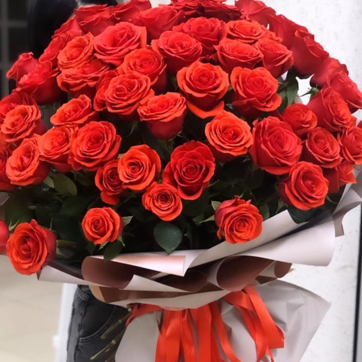 Букет высоких эквадорских роз  в Саранске