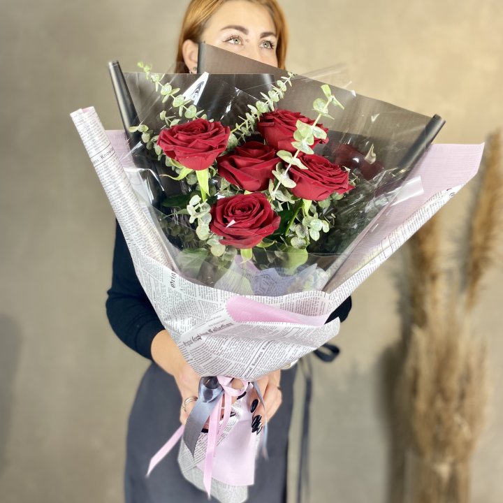 5 красных роз в Саранске