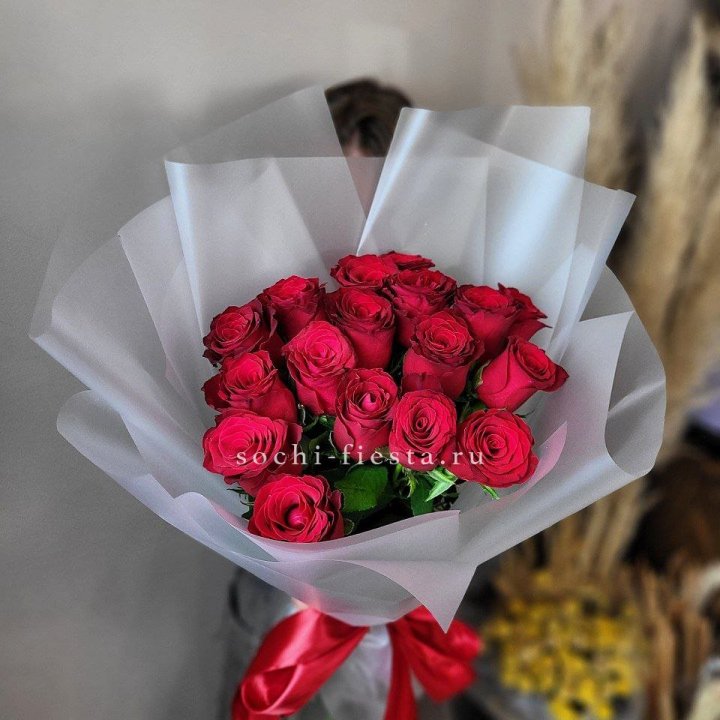 17 красных роз "Нет времени ждать" в Саранске