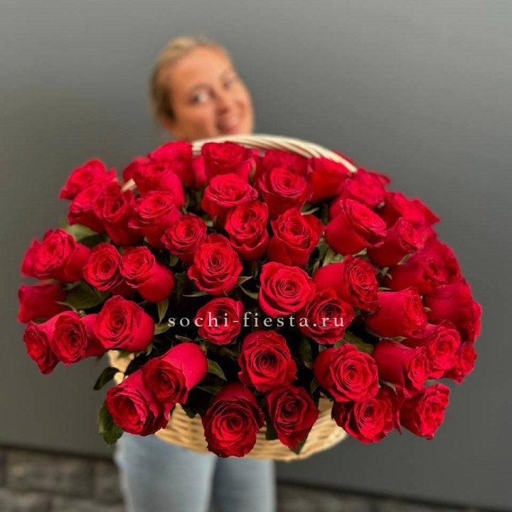 101 красная роза в корзине   в Саранске