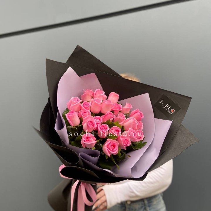 19 розовых роз  в Саранске