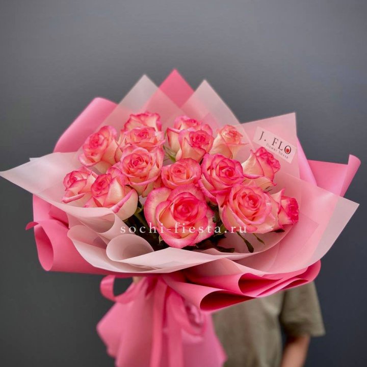 15 роз "Джумилия" в Саранске