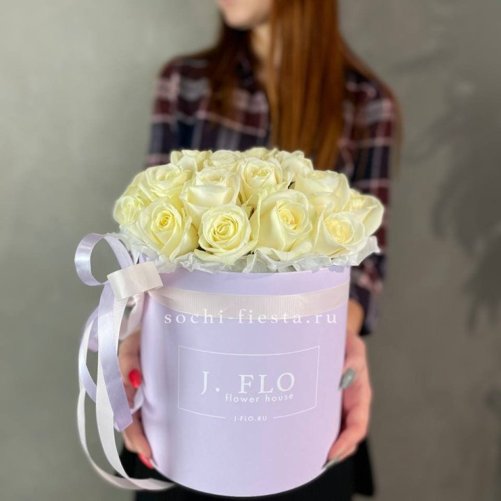 25 роз в цилиндре  в Саранске